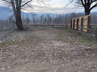 209 E Oak Ln, Plains, MT 59859