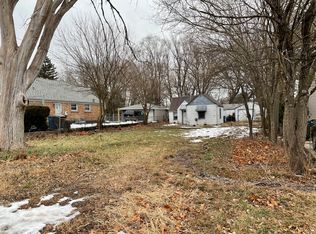 2551 Landen Dr, Melrose Park, IL 60164