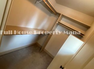 1045 River Loop 1, Eugene, OR 97404