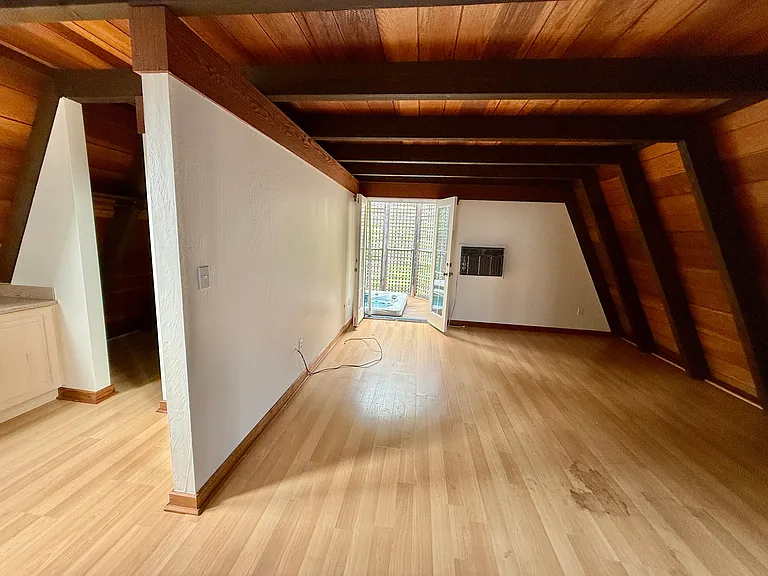 76 Dominican Dr — Photo 14