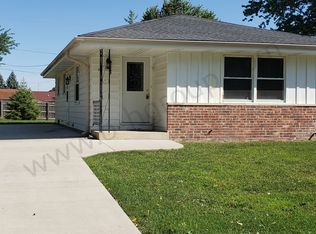 5216 63rd St, Kenosha, WI 53142