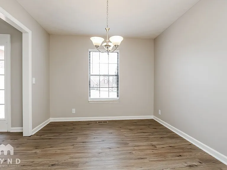 404 Bridgeton Cove Ct — Photo 5