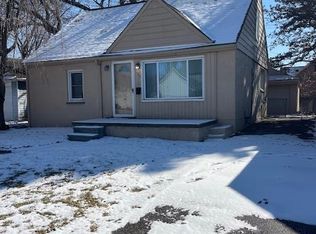 138 Chopin St, Troy, MI 48083