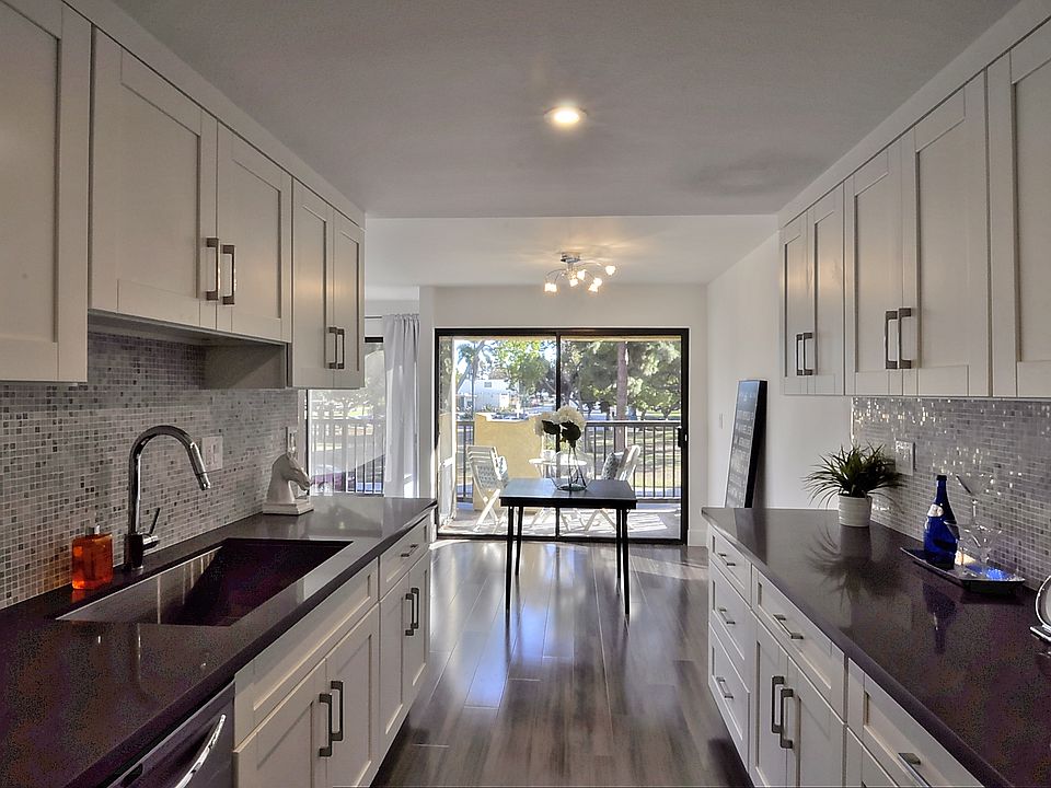 1st image of 2015 E Broadway Unit 201