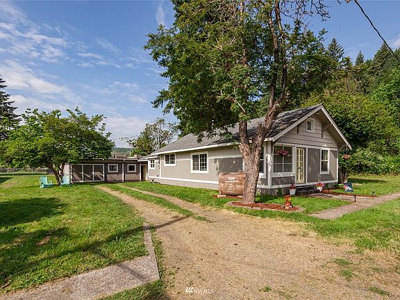 Detached 2-car garage plus plenty of off-street parking and back alley access
