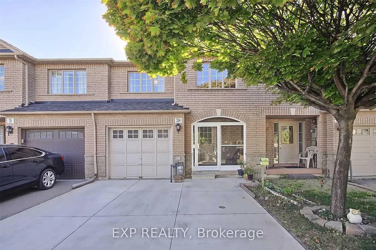 Building Photo - 35H View Green Cres #UPPER