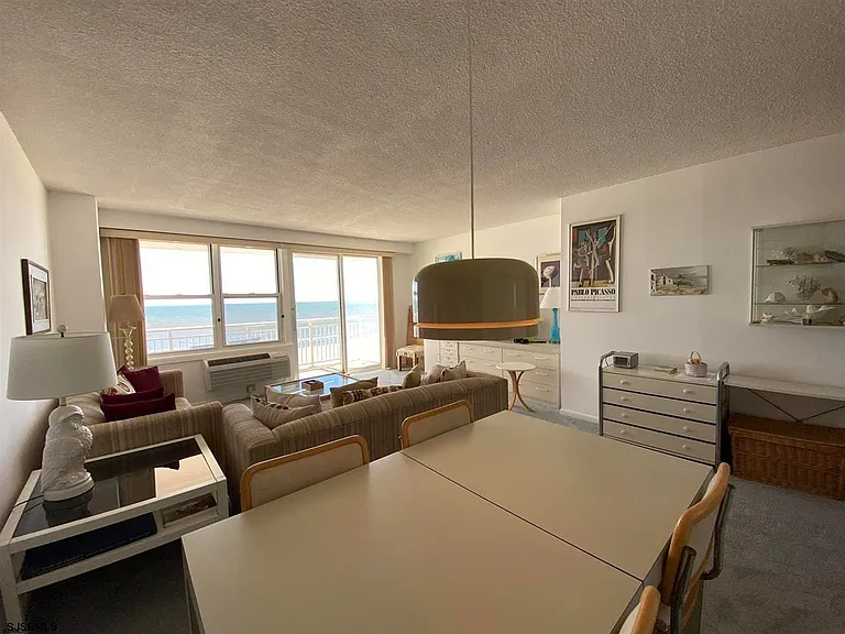9400 Atlantic Ave #913 — Photo 5