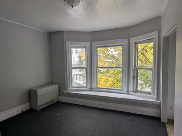 1046 S Clinton Ave APT 2, Rochester, NY 14620