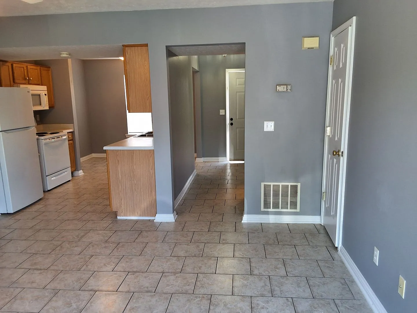 179 Pointer's Court — Photo 4