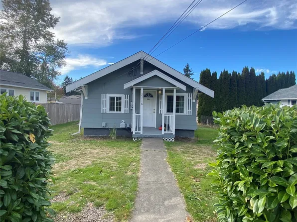 2716 Sylvan Drive W, University Place, WA 98466