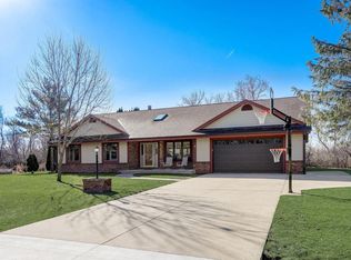 25813 Crescent Way, Wind Lake, WI 53185