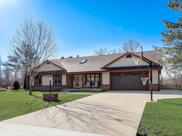 25813 Crescent WAY, Wind Lake, WI 53185