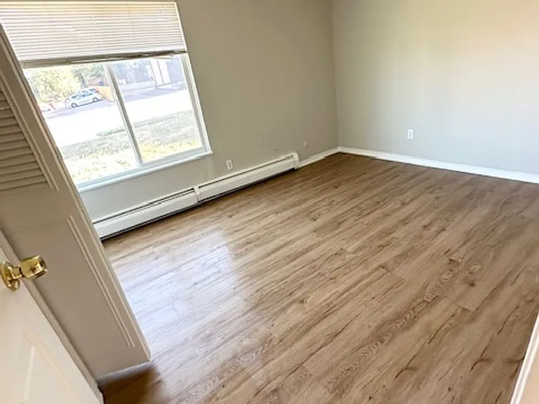 4502 Picturesque Cir — Photo 12