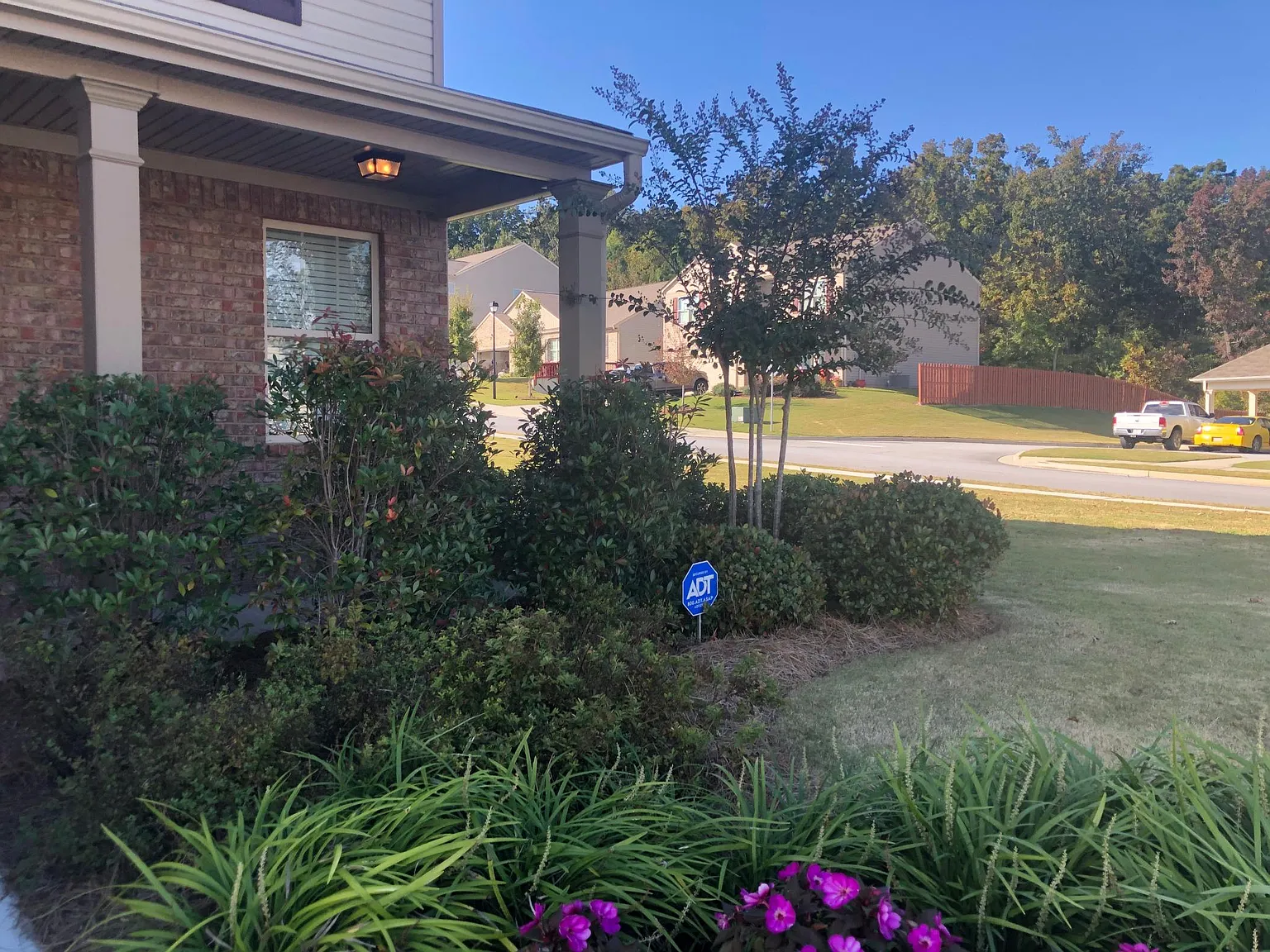 4 bed, 2.5 bath, 2176 sqft, $2,250 — Photo 3