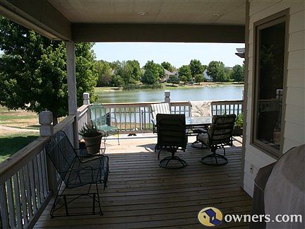 Extra Large Deck for Entertaining