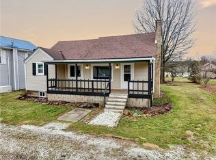 10 N East St, Dellroy, OH 44620