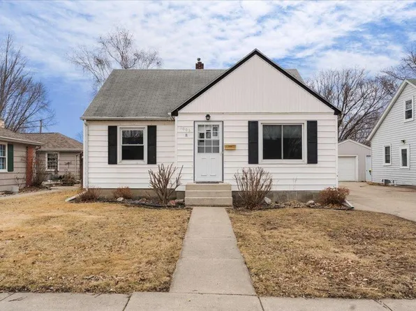 1005 4th St SW, Willmar, MN 56201