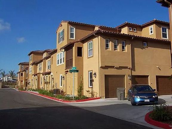3rd image of 10524 Calle Tamarindo Unit 1