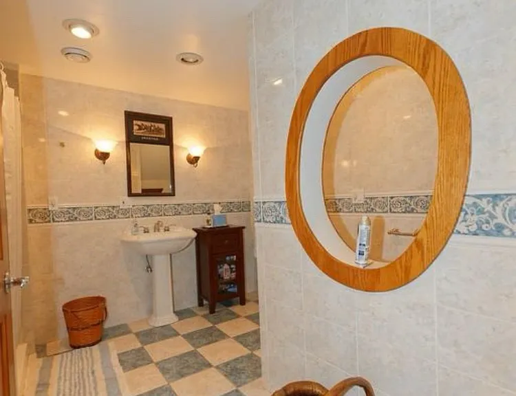 11 Hodgeman St #1 — Photo 3