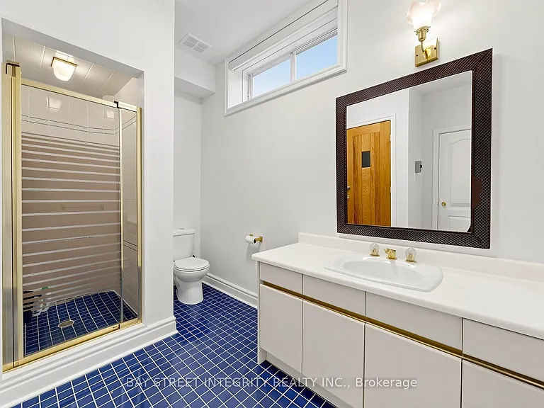 280 Kingsdale Ave — Photo 37