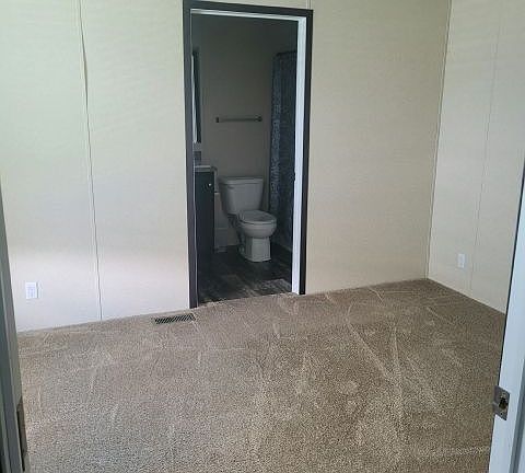 2nd image of 4916 Itasca St #16