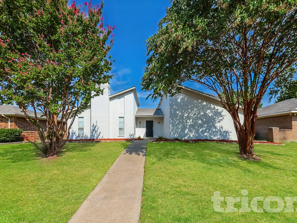 725 Villa Ridge Dr