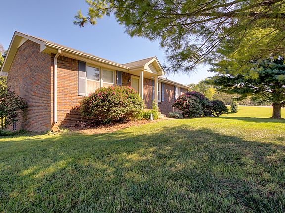 3rd image of 1692 Nolen Road
