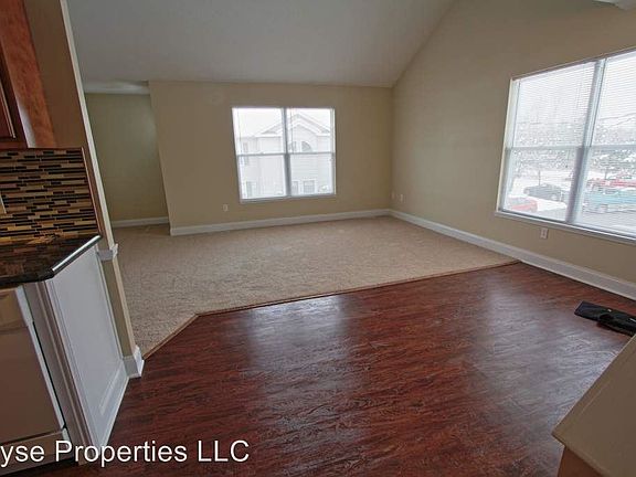 5th image of 3260 Millersport Hwy APT 2