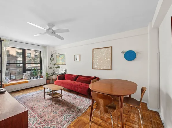 201 Clinton Ave APT 2D, Brooklyn, NY 11205