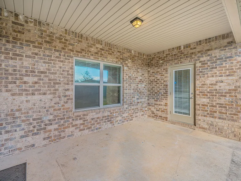 3927 Tuscany Way — Photo 16
