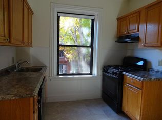 286 State St APT 10, Portland, ME 04101