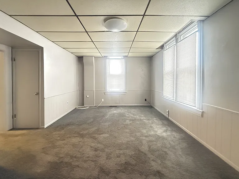 719 Caroline St — Photo 4