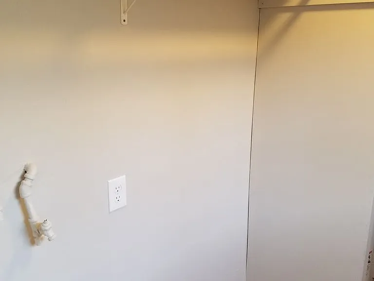 Green Lake Apartments — Photo 19