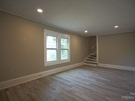 5th image of 237 Garfield St