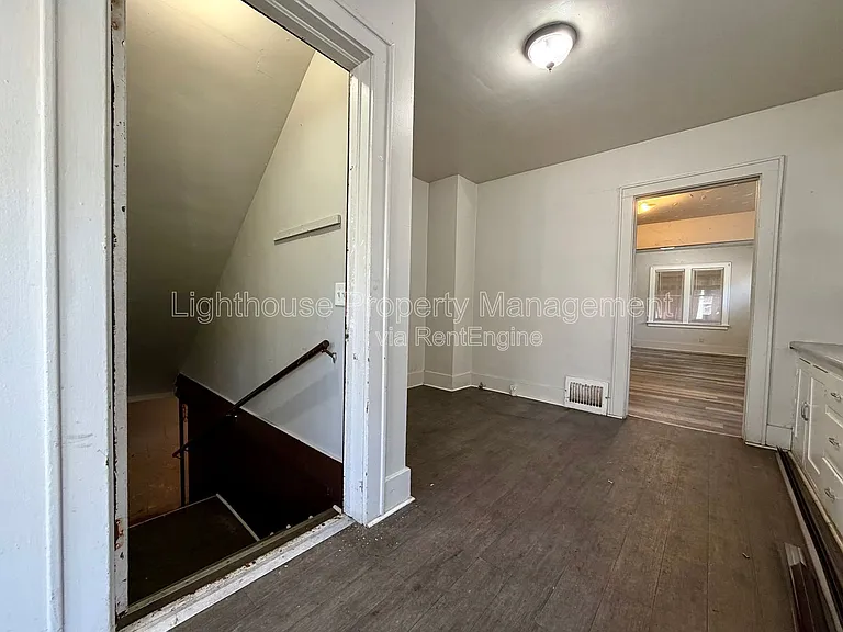 232 E Lincoln Ave — Photo 12