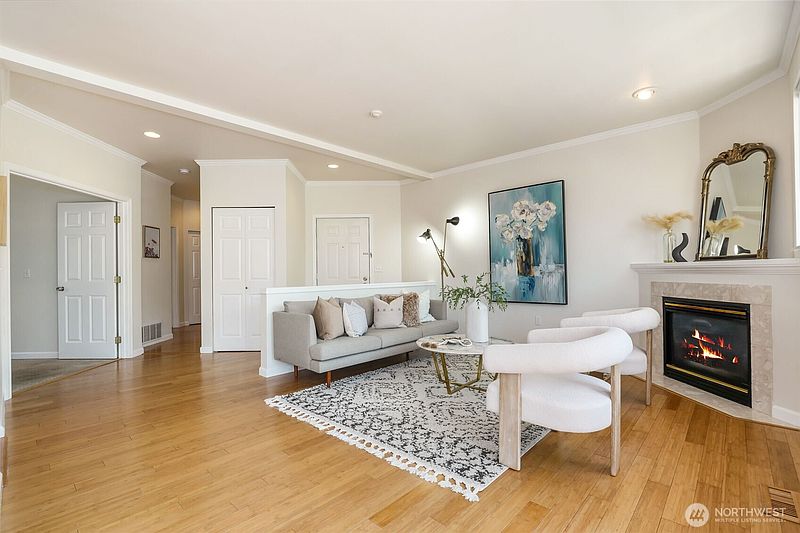4th image of 18606 NE 57th Street
