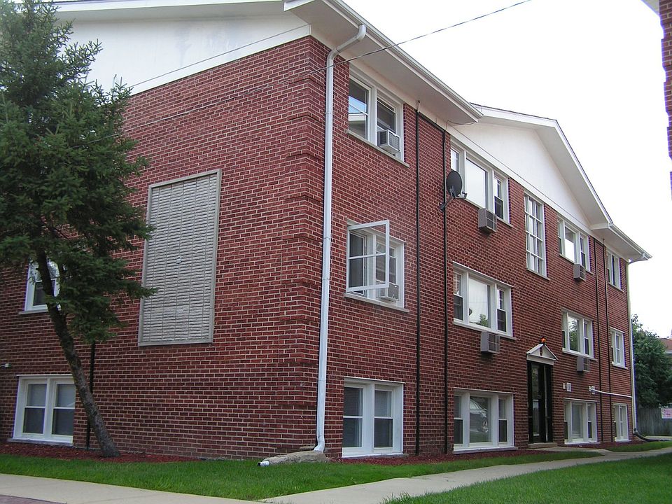 10105 W Hartford Ln