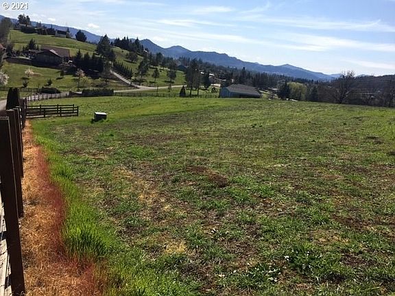 5th image of 296 Bella Hills Ln
