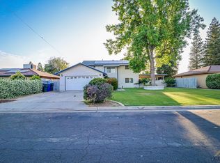 6305 Mignonette St, Bakersfield, CA 93308