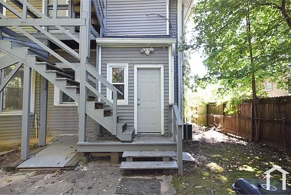 3300 Windsor Ave #1 — Photo 20