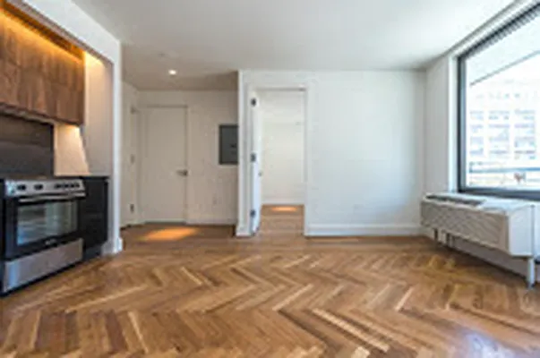 Rented by Nooklyn NYC LLC | media 125