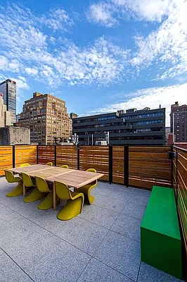 Rented by REAL New York | media 19