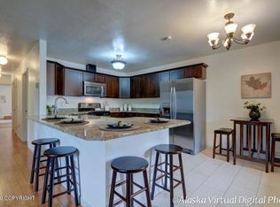 652 Fischer Ave, Anchorage, AK 99518