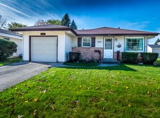 908 Ostergaard Ave, Racine, WI 53406