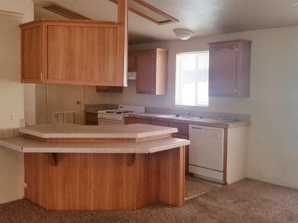 1st image of 16615 Creekside Dr