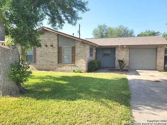 3rd image of 4706 Belinda Lee St