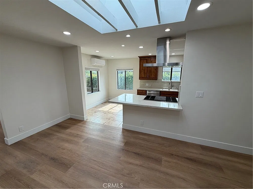 3 bed, 1420 sqft, $4,000 — Photo 4