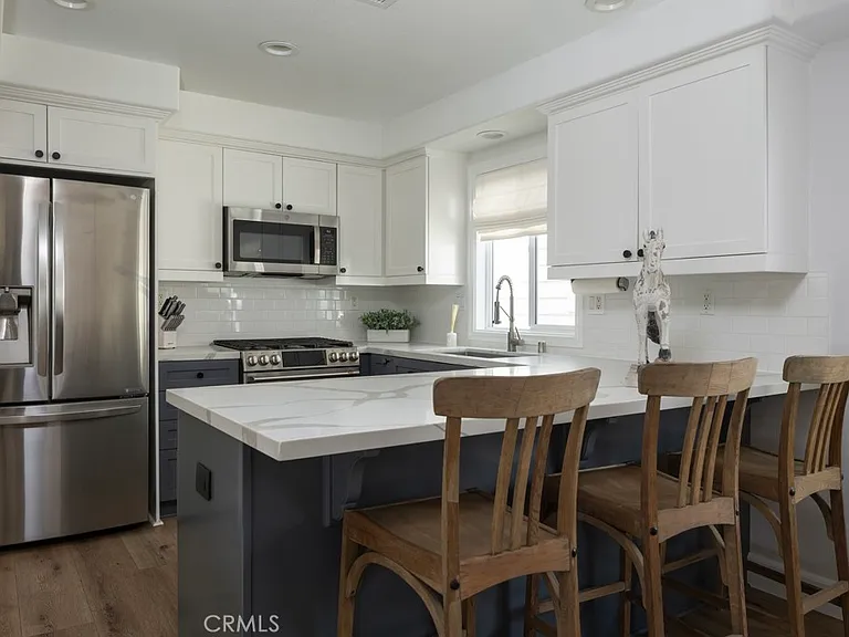 618 Iris Ave #B — Photo 5