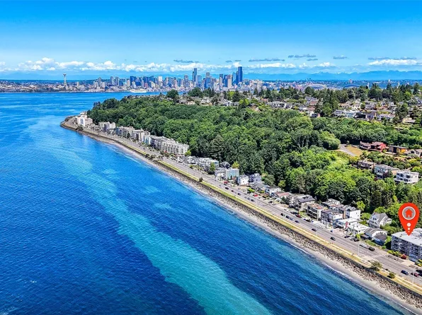 2104 Alki Avenue SW #302, Seattle, WA 98116