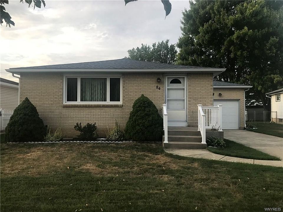 1st image of 84 Oakwood Dr